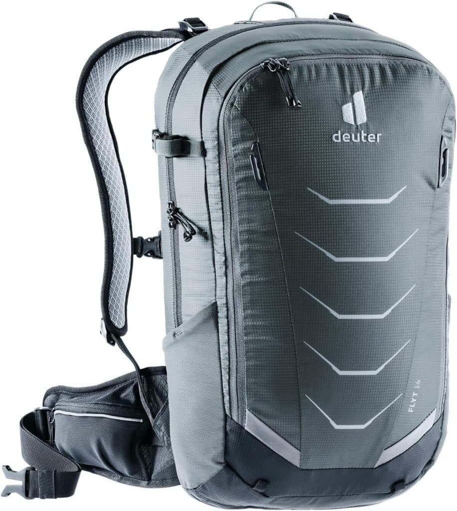 Test du sac à dos de vélo Deuter Flyt 14 avec protecteur