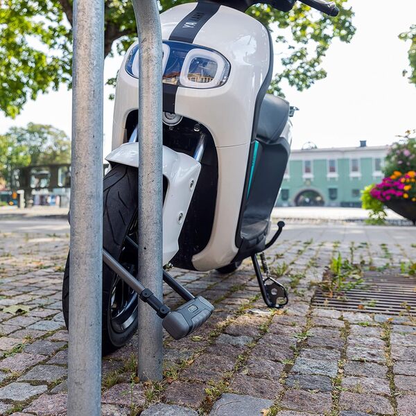 ABUS Antivol en U Granit XPlus 540 + support SH B - Antivol à vélo avec cylindre XPlus comme protection contre les manipulations - niveau de sécurité de 15 à 230 mm de hauteur d'arceau