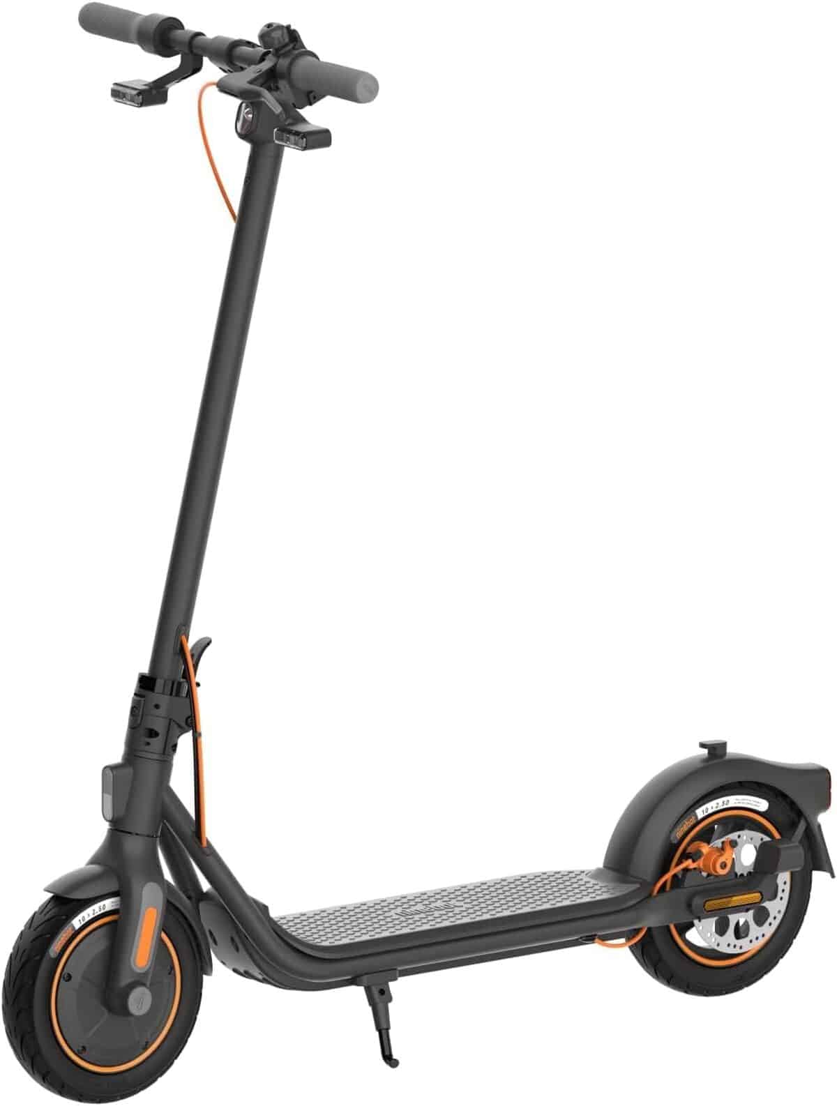 Test trottinette électrique Segway-Ninebot F40I : clignotants et 40 km d'autonomie