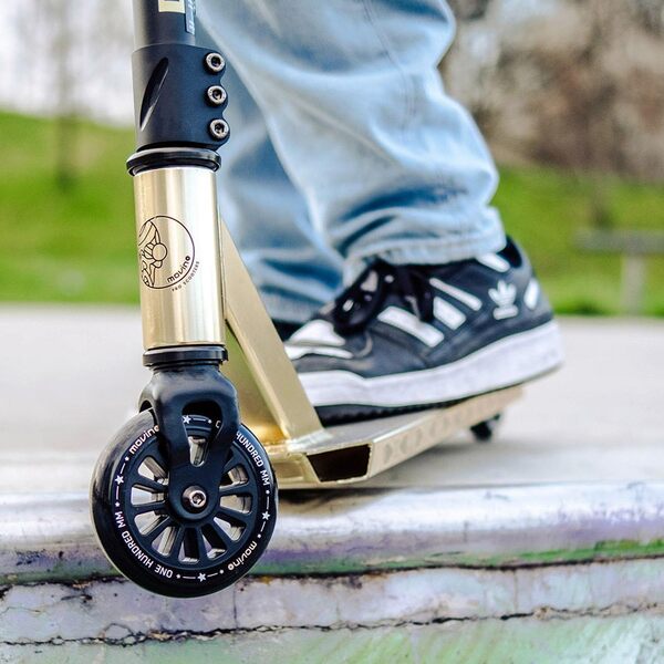 Trottinette Freestyle Movino Glide Roulements ABEC 9 Trottinette Résistante aux Acrobaties Pro Stunt Scooter Roues de 100mm Poids 3,3kg Aluminium 6061