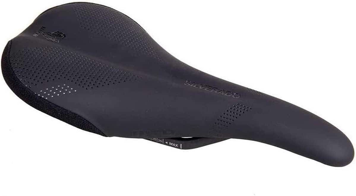Test de la selle de vélo Silverado en carbone noir