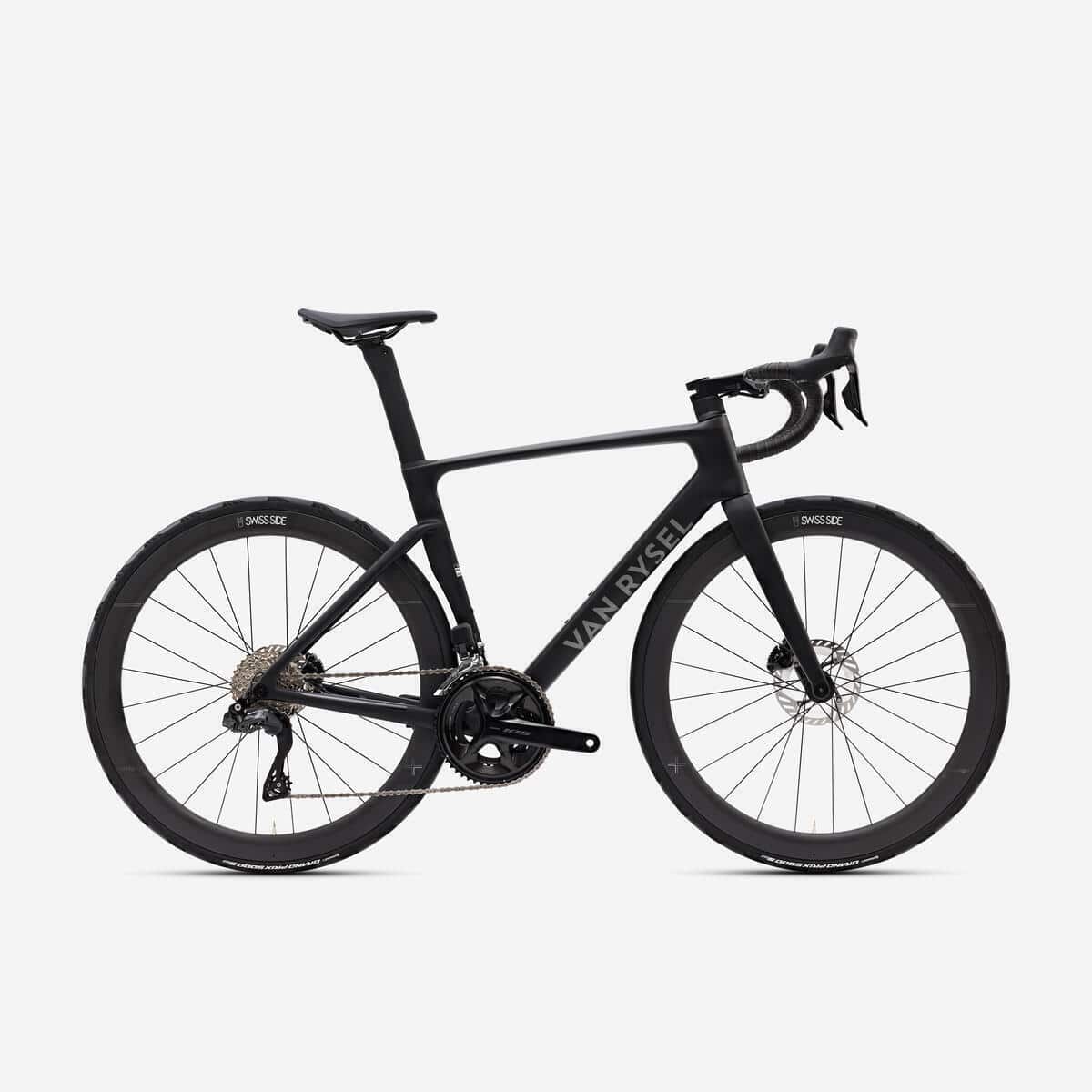 Test du vélo de route Decathlon Shimano 105 Di2 RCR noir