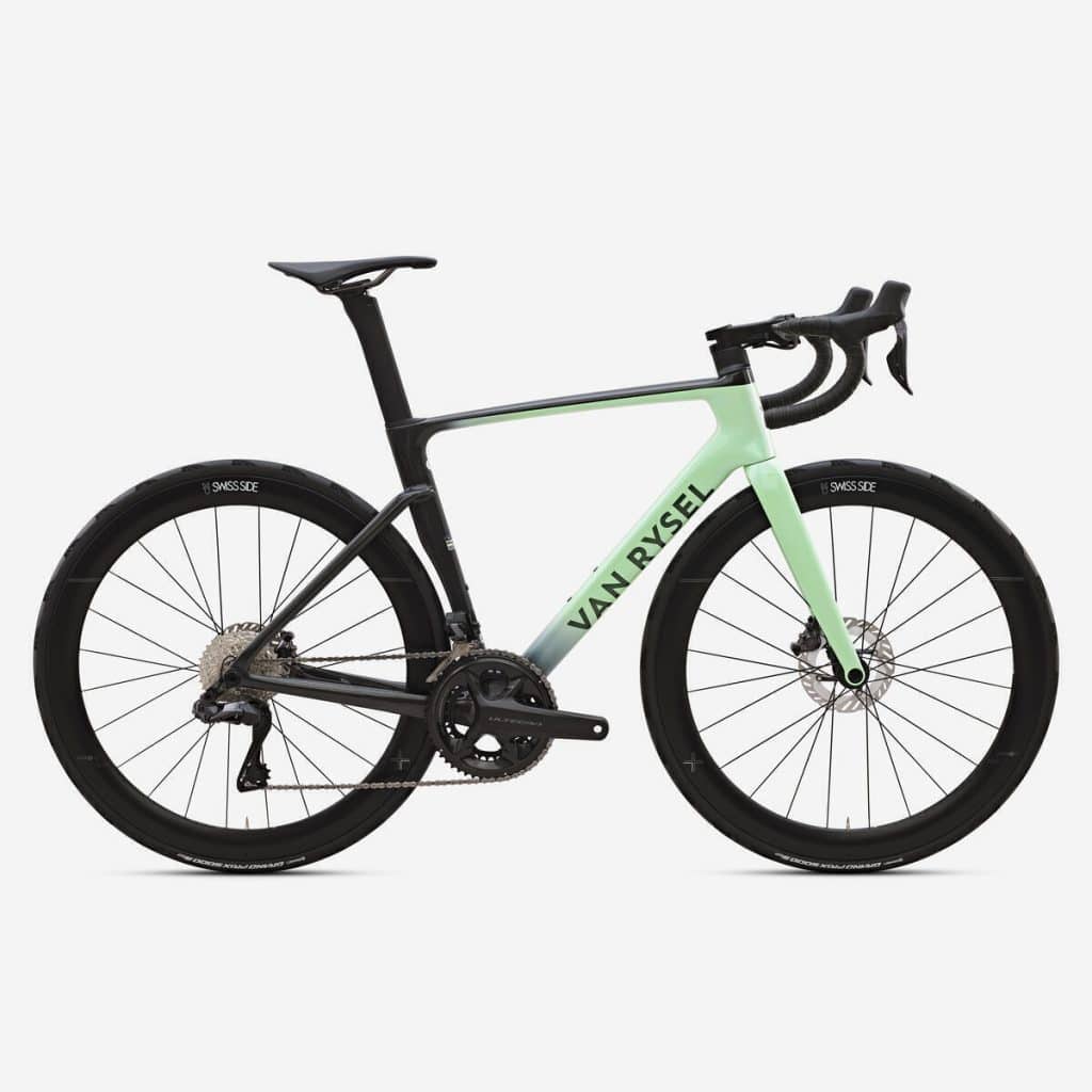 Test : vélo de route Shimano Ultegra Di2 RCR PRO de Decathlon