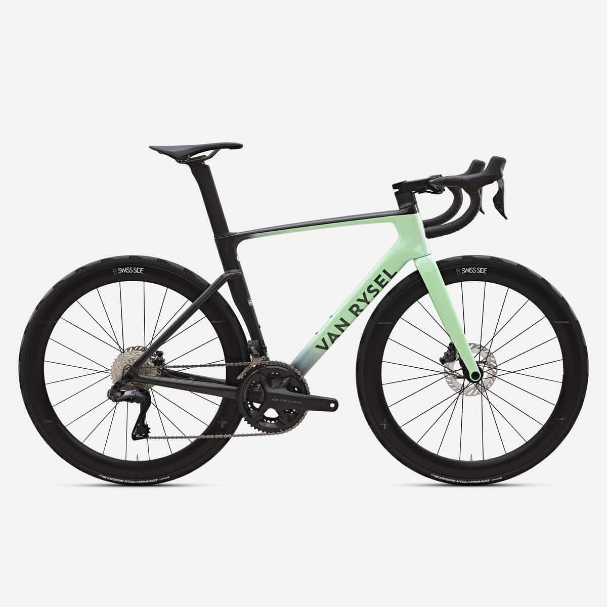 Test : vélo de route Shimano Ultegra Di2 RCR PRO de Decathlon